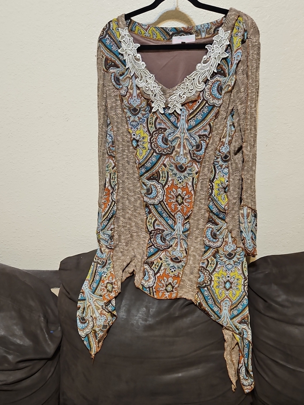 Pretty Angel Linen Blend Beige Paisley Lace-Trim Asymmetric Tunic